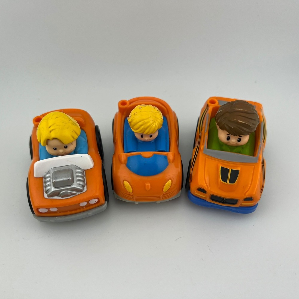 Fisher Price Little People Wheelies Car Lot Orange Vehicles Figures‎